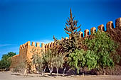 Tiznit - Marocco meridionale. Le mura della medina.